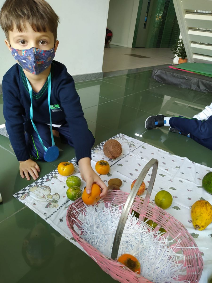 Escola de Educação Infantil - Estação da Criança: Aula de Inglês