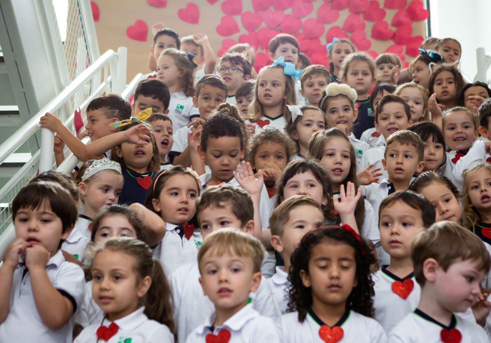 Alegria de Aprender na Educação Infantil: ATIVIDADES SOBRE O DIA DAS MÃES