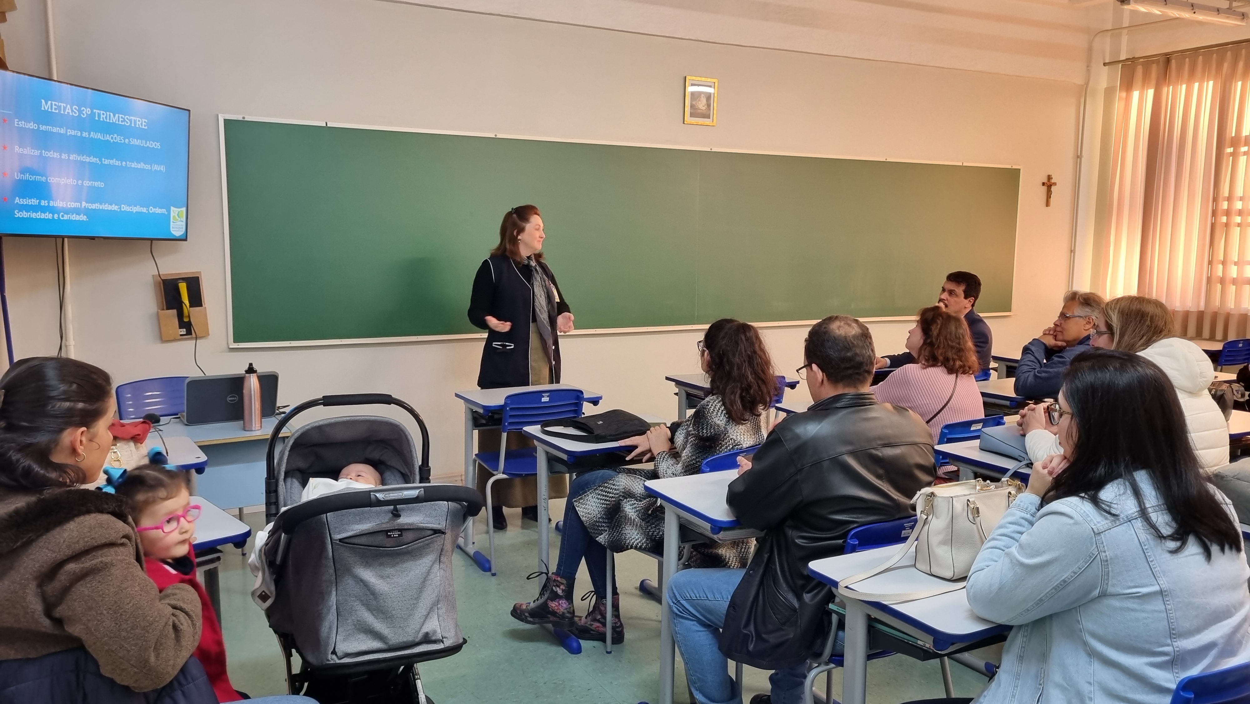 FORMAÇÃO DE PAIS DA UNIDADE MANANCIAIS: SETEMBRO DE CONHECIMENTO E REFLEXÃO